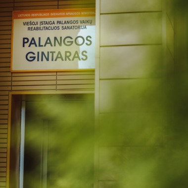 Paveiksliuko 2 alt atributas